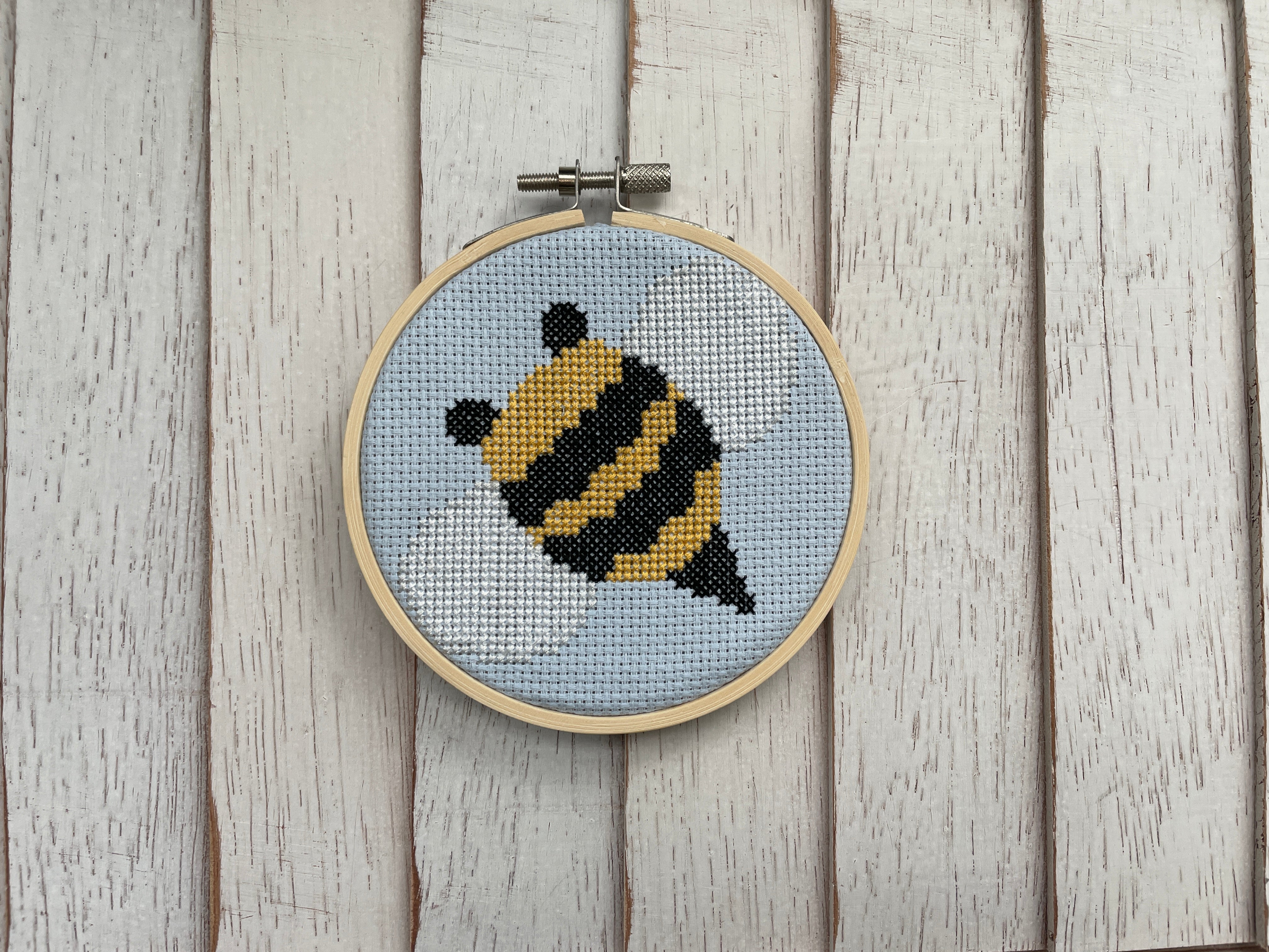 Busy Bee Cross Stitch Leaflet