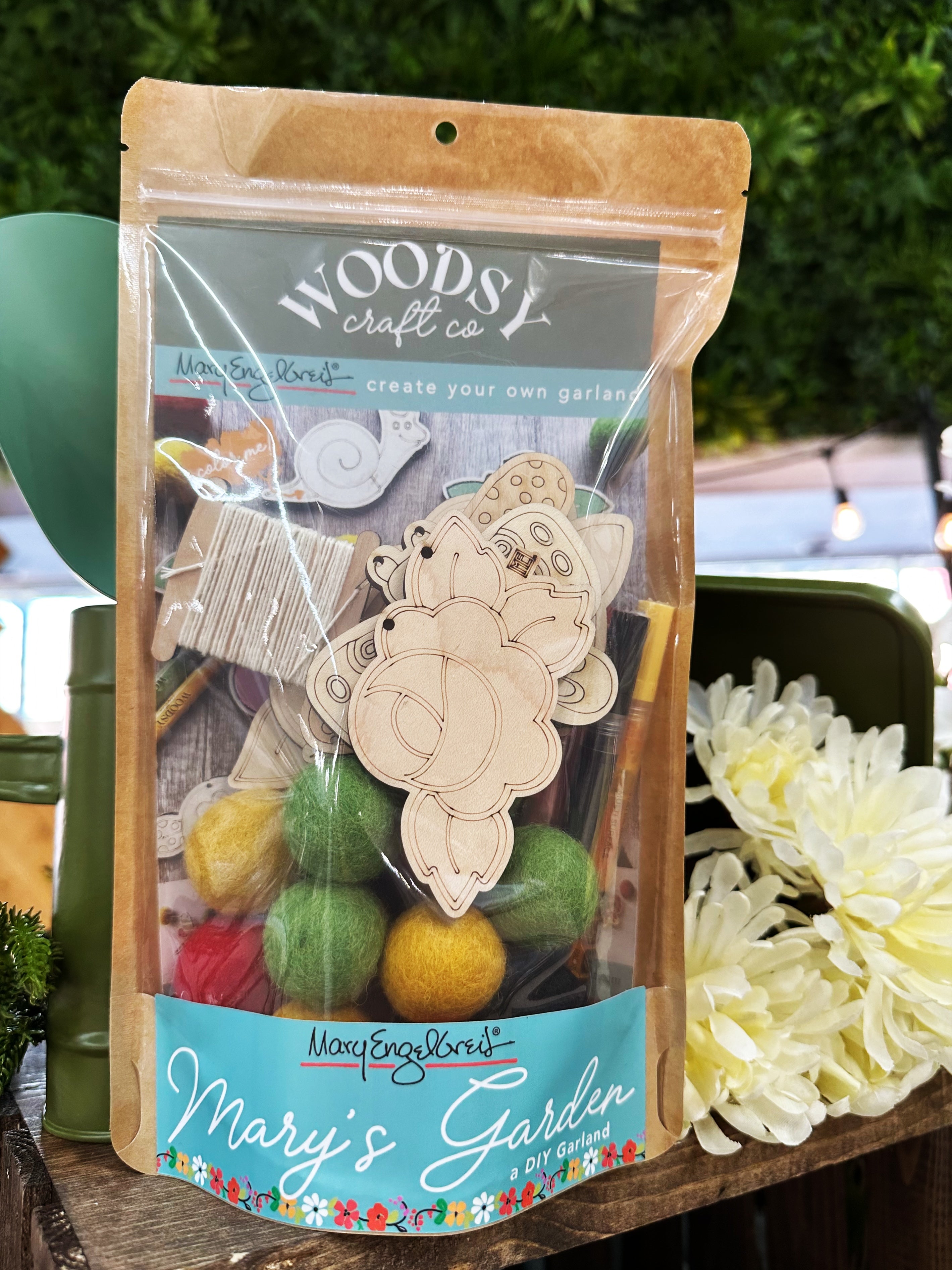 Mary's Garden Garland Kit