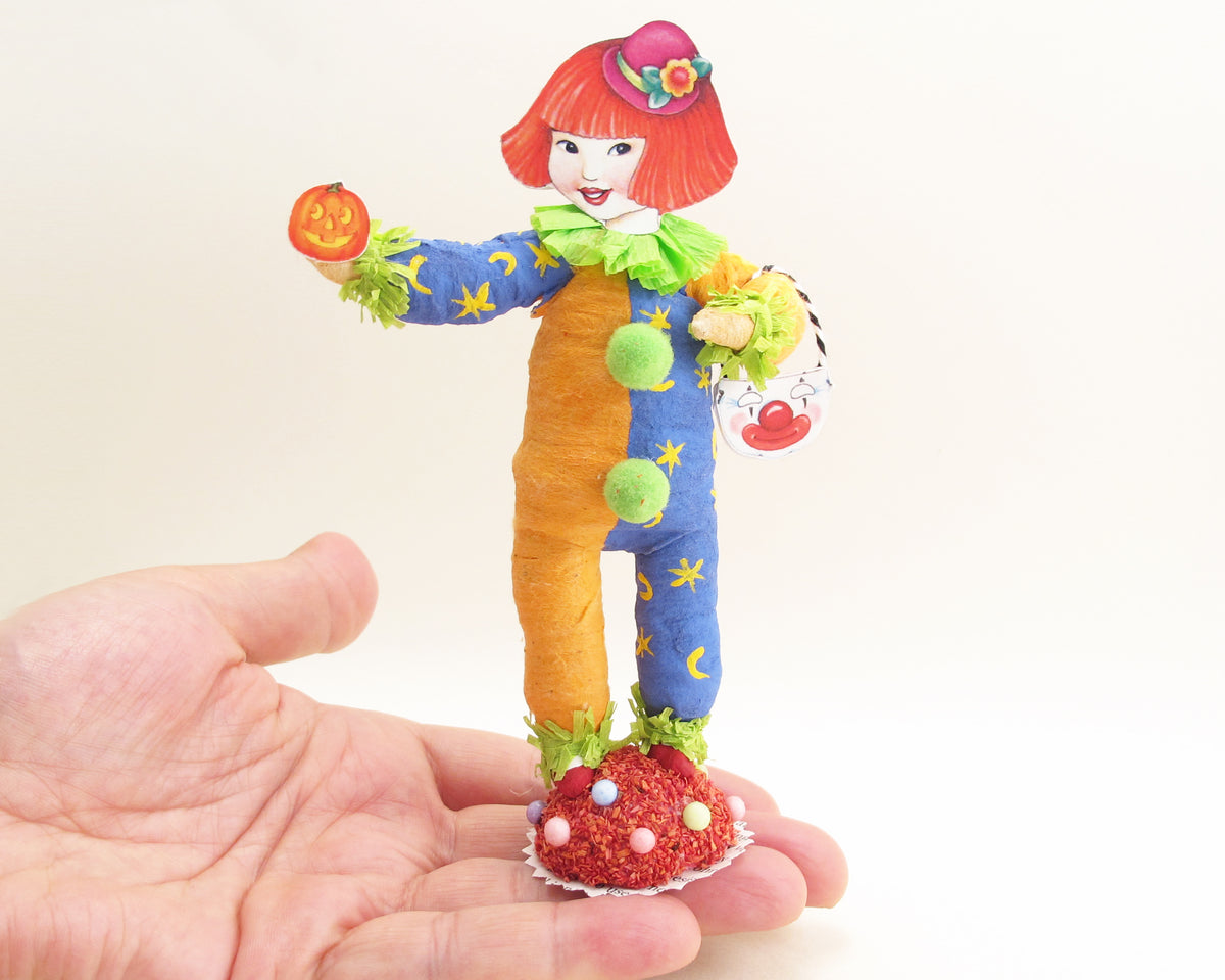 Gracie Clown Halloween Figure